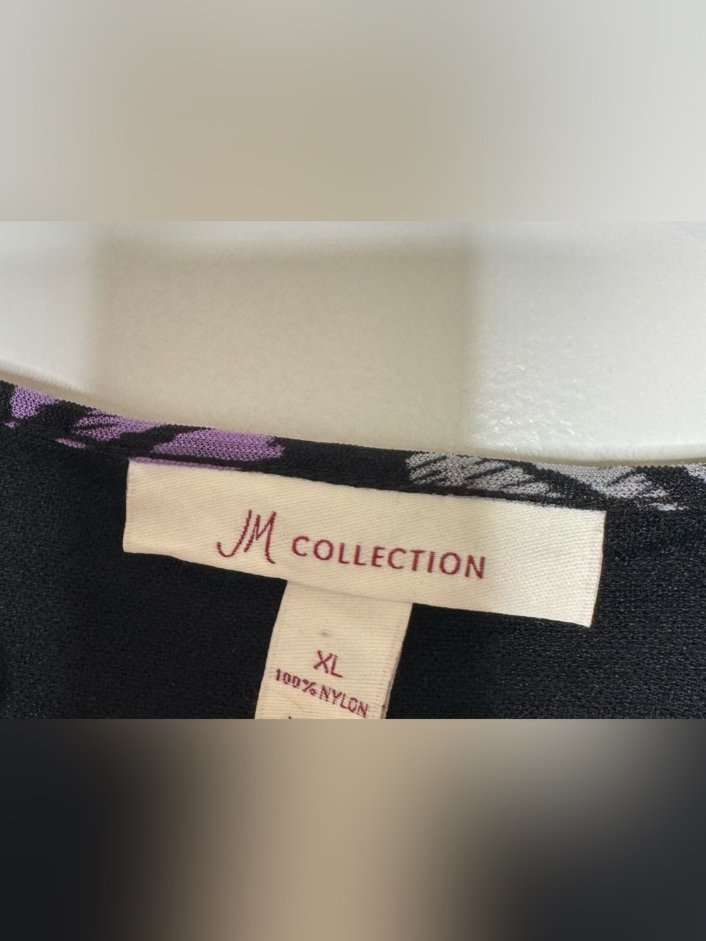 JM Collection Black V-Neck Tee with Purple, Teal & White Fan Print abstract 16 - Picture 2 of 3